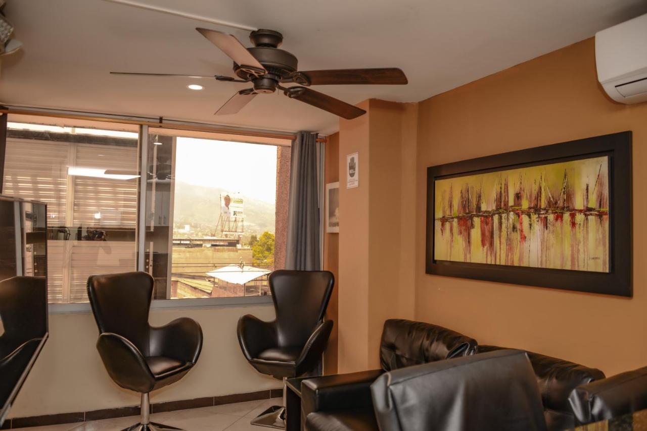Apartamentos En El Poblado Medellín Extérieur photo