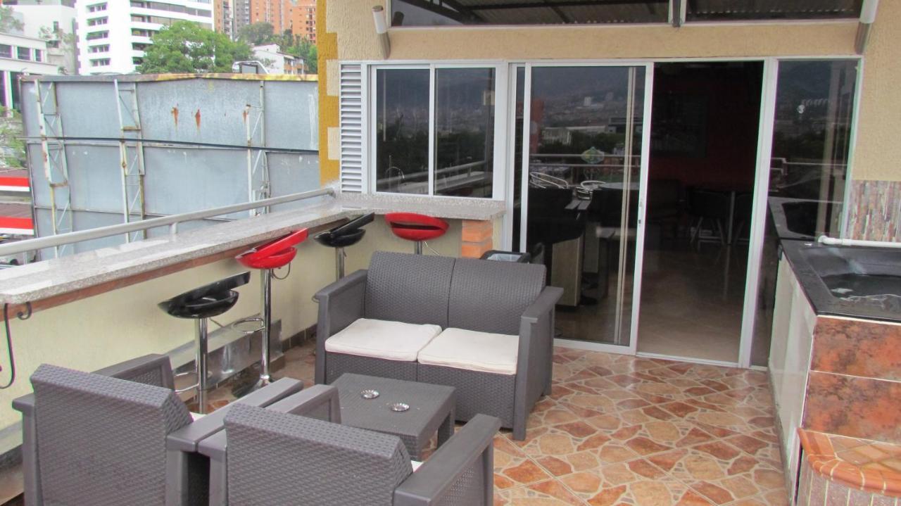 Apartamentos En El Poblado Medellín Extérieur photo